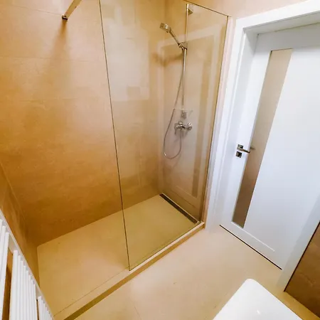 Comfort Апартаменты Пьештяни