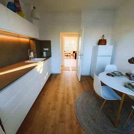 Comfort 公寓 皮耶什佳尼